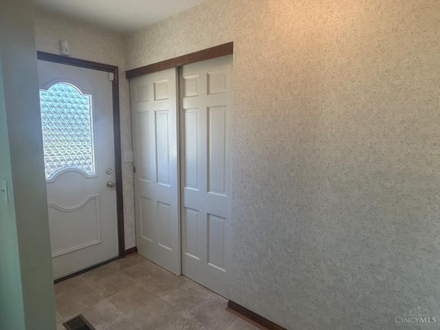 1944 Creswell Drive, Springfield Twp., OH 45240