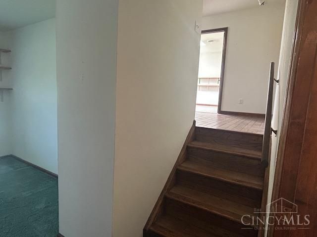 1944 Creswell Drive, Springfield Twp., OH 45240