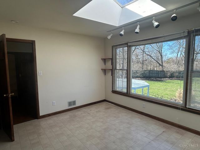 1944 Creswell Drive, Springfield Twp., OH 45240