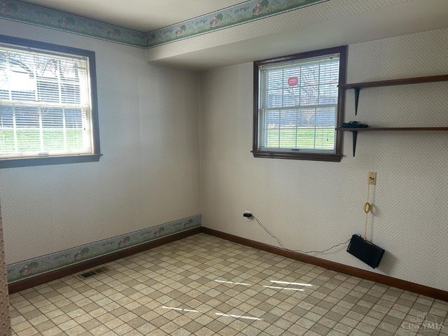 1944 Creswell Drive, Springfield Twp., OH 45240