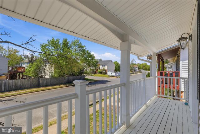 7233 BEVERLY PARK DR, Springfield, VA 22150