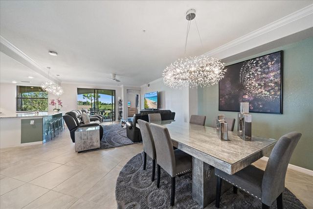 18027 GAWTHROP DRIVE 101, Bradenton, FL 34211