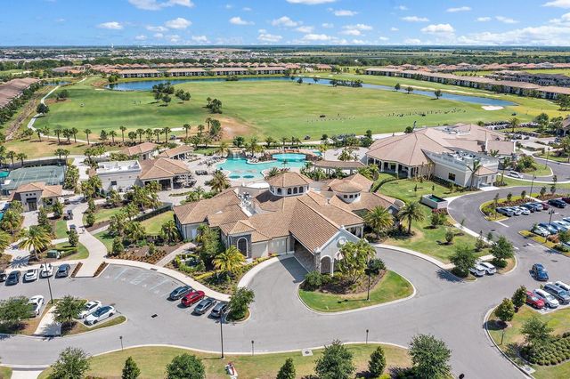 18027 GAWTHROP DRIVE 101, Bradenton, FL 34211