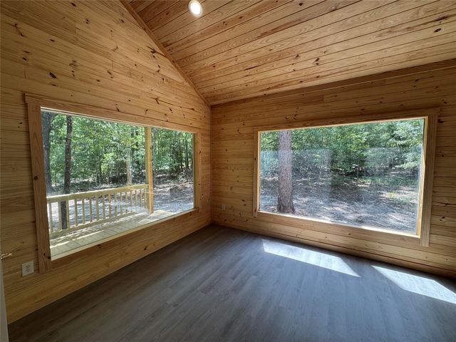 211 Dalea Lane, Brookeland, TX 75931