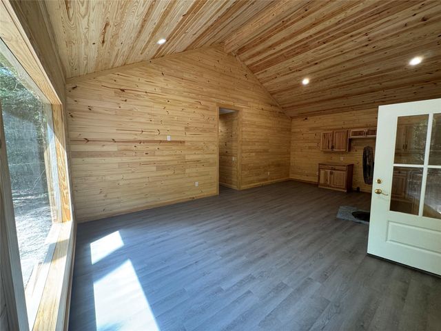 211 Dalea Lane, Brookeland, TX 75931