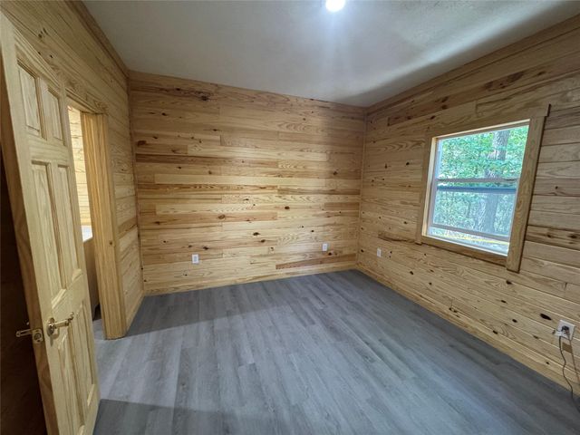 211 Dalea Lane, Brookeland, TX 75931