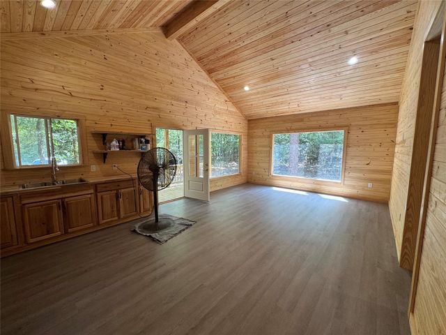 211 Dalea Lane, Brookeland, TX 75931