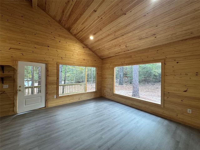 211 Dalea Lane, Brookeland, TX 75931