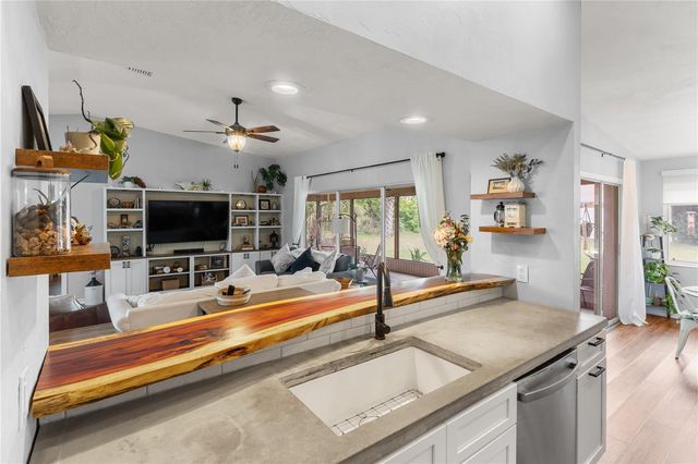 28 WESTBRIAR LANE, Palm Coast, FL 32164