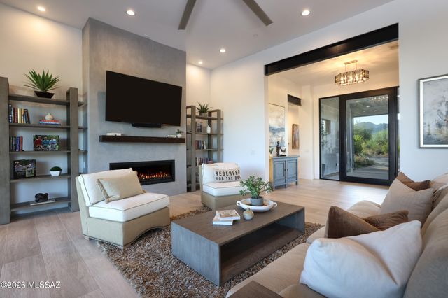 725 W Tortolita Mountain Circle, Oro Valley, AZ 85755