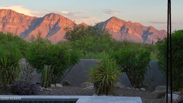 725 W Tortolita Mountain Circle, Oro Valley, AZ 85755