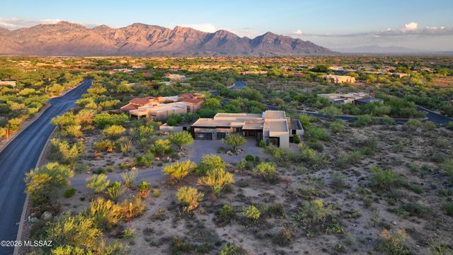 725 W Tortolita Mountain Circle, Oro Valley, AZ 85755