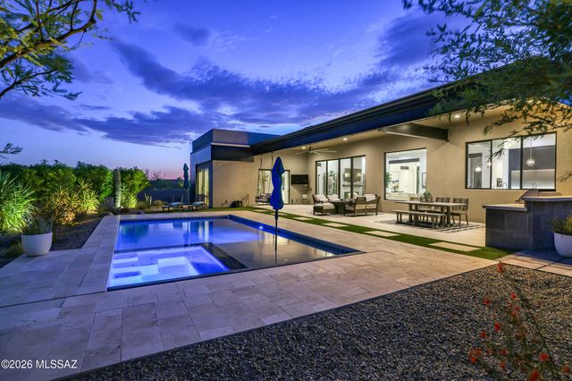 725 W Tortolita Mountain Circle, Oro Valley, AZ 85755