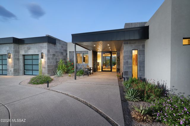 725 W Tortolita Mountain Circle, Oro Valley, AZ 85755
