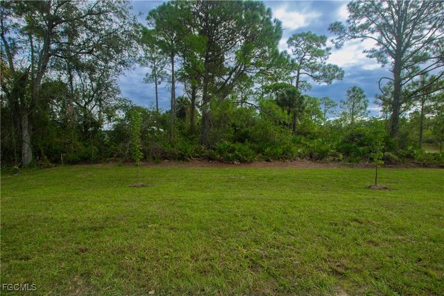 6027 PECAN CIR, Labelle, FL 33935