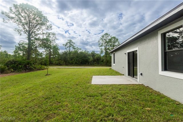 6027 PECAN CIR, Labelle, FL 33935