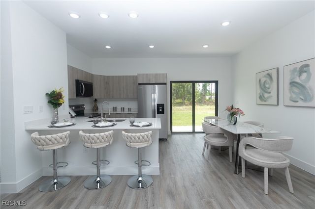 6027 PECAN CIR, Labelle, FL 33935