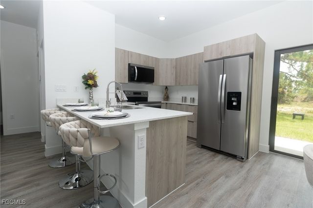 6027 PECAN CIR, Labelle, FL 33935