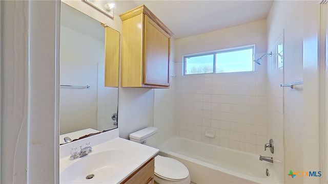 1119 Whitley, Leander, TX 78641