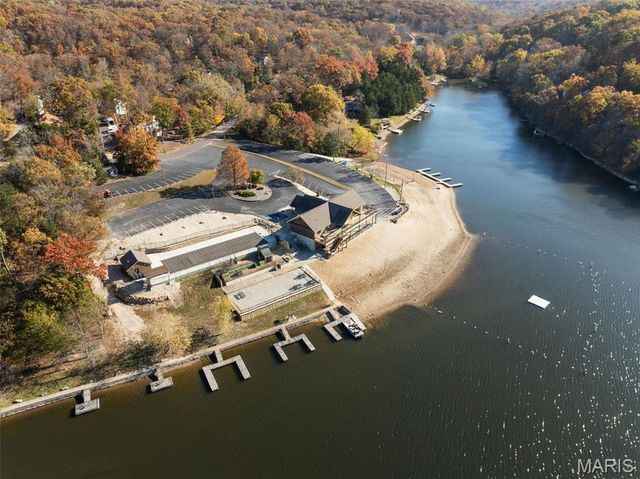 169 S Kings Road, Lake Sherwood, MO 63357