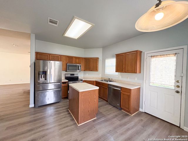 4303 Enfield Bluff, San Antonio, TX 78251