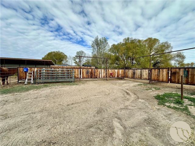 1280 Ryanns Lane, Other, MT 59602
