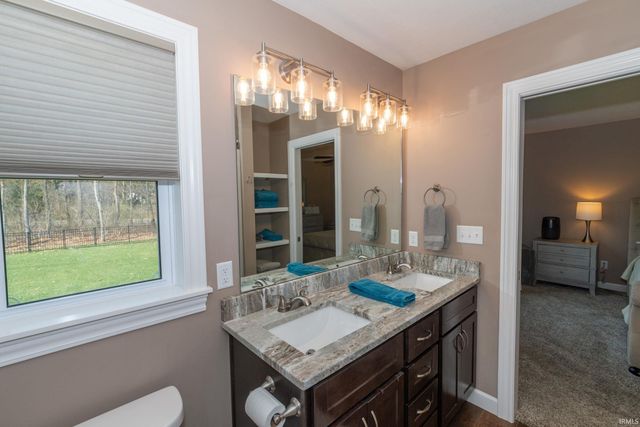 54825 Black Oak Drive, Bristol, IN 46507