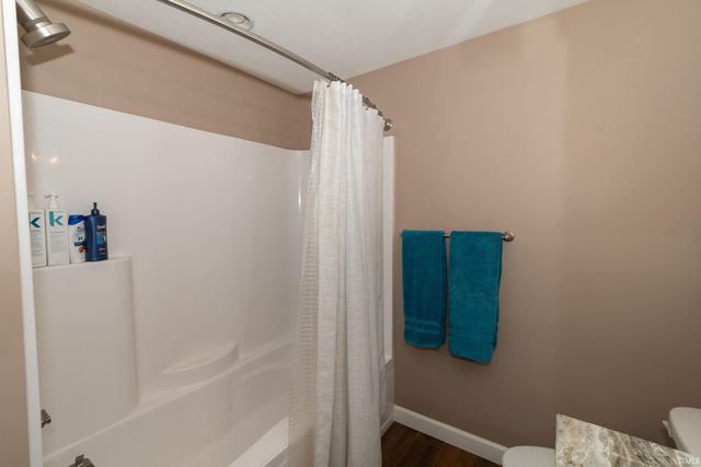 54825 Black Oak Drive, Bristol, IN 46507