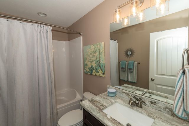 54825 Black Oak Drive, Bristol, IN 46507