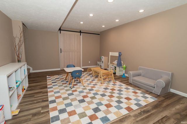 54825 Black Oak Drive, Bristol, IN 46507