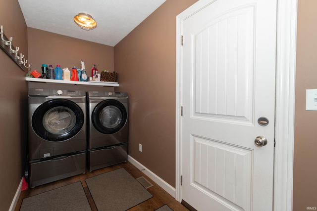 54825 Black Oak Drive, Bristol, IN 46507