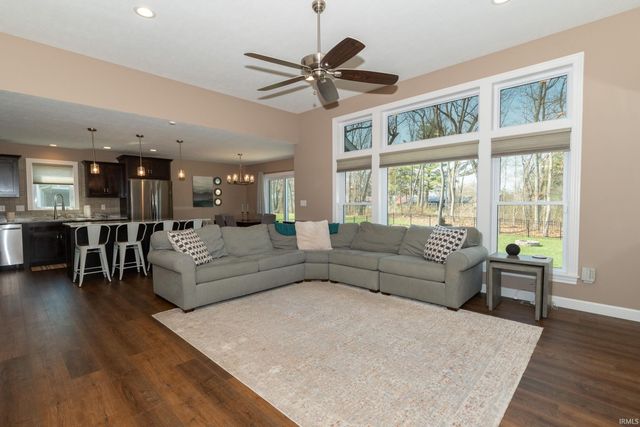 54825 Black Oak Drive, Bristol, IN 46507