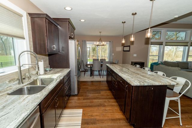 54825 Black Oak Drive, Bristol, IN 46507