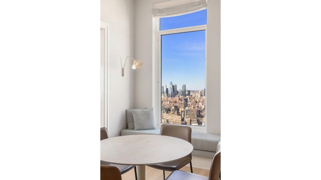 30 Park Pl Apt 67A, New York City, NY 10007