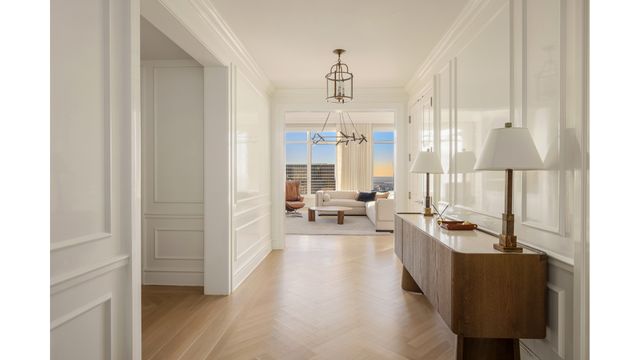 30 Park Pl Apt 67A, New York City, NY 10007