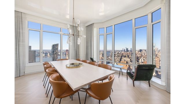 30 Park Pl Apt 67A, New York City, NY 10007