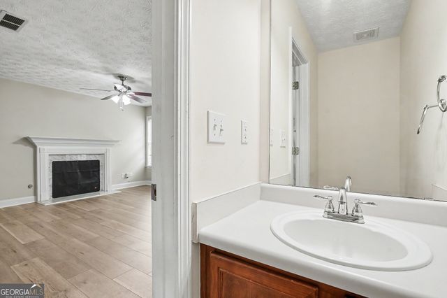 90 Overlook Trail, Hampton, GA 30228