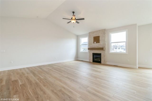 300 NW Ashley Avenue, Waukee, IA 50263