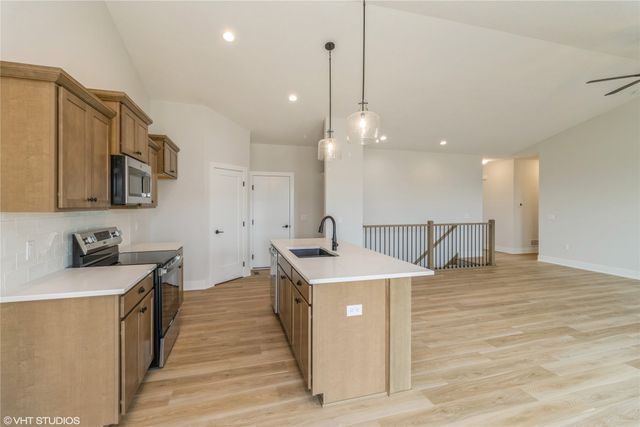 300 NW Ashley Avenue, Waukee, IA 50263