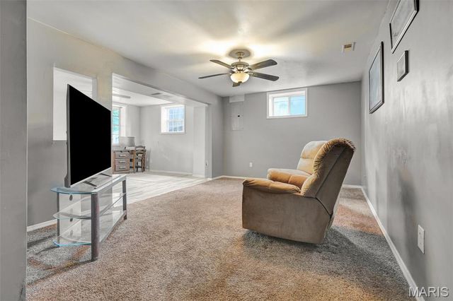 4723 Brecht Lane, Godfrey, IL 62035