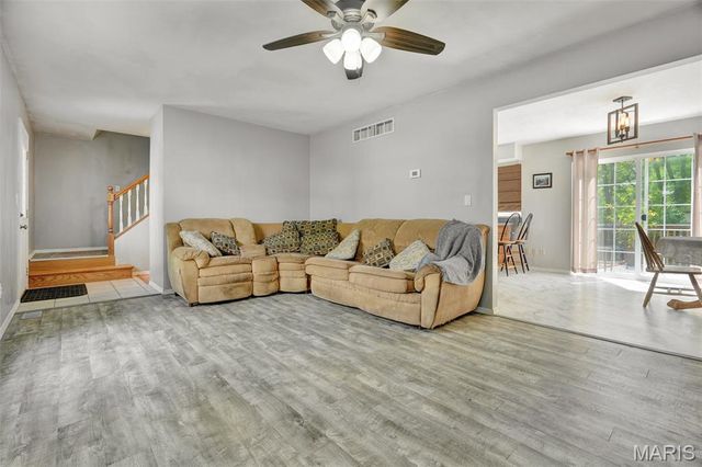 4723 Brecht Lane, Godfrey, IL 62035