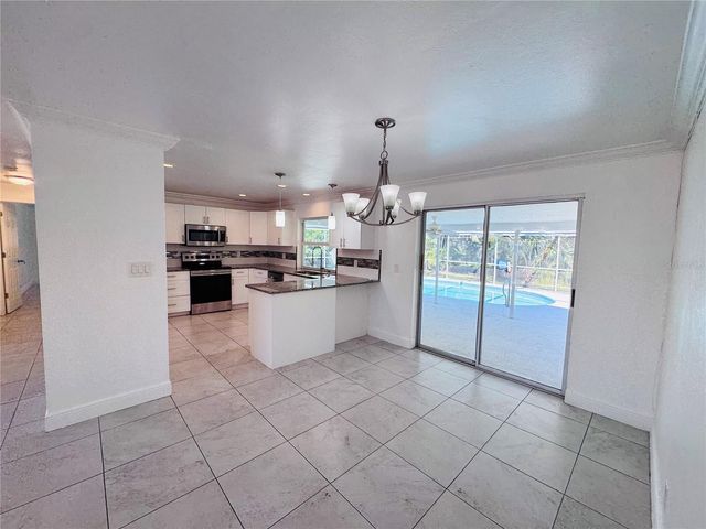 2461 WOODLAND CIRCLE, Fort Myers, FL 33907
