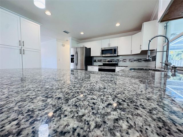 2461 WOODLAND CIRCLE, Fort Myers, FL 33907