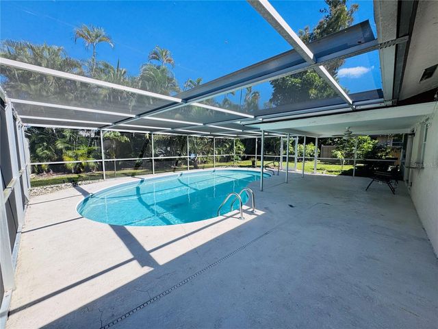 2461 WOODLAND CIRCLE, Fort Myers, FL 33907
