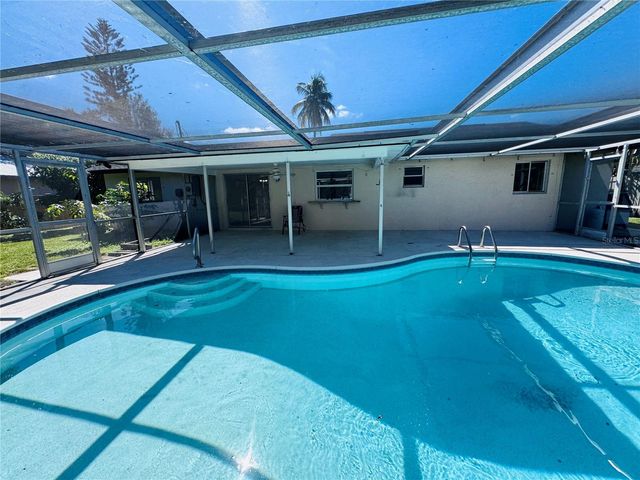 2461 WOODLAND CIRCLE, Fort Myers, FL 33907