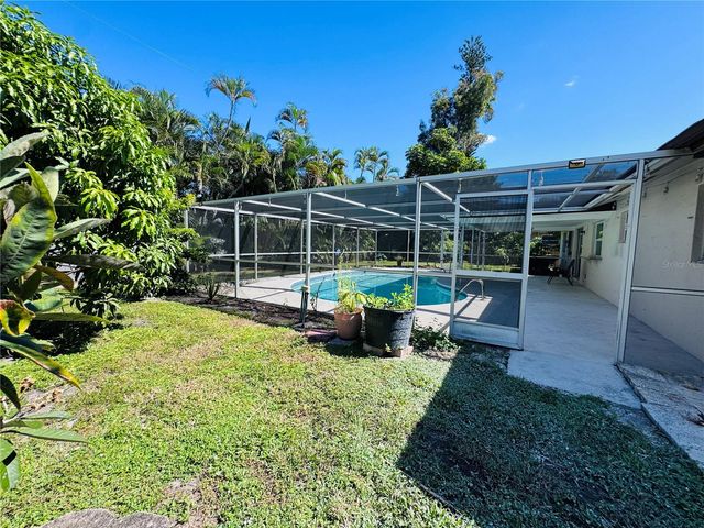 2461 WOODLAND CIRCLE, Fort Myers, FL 33907