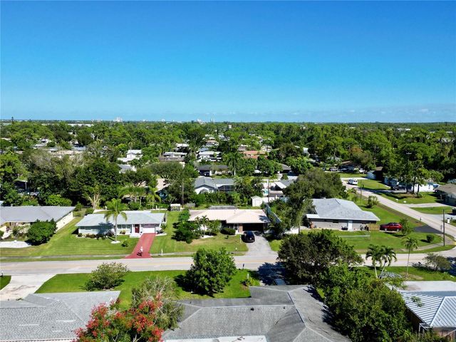 2461 WOODLAND CIRCLE, Fort Myers, FL 33907