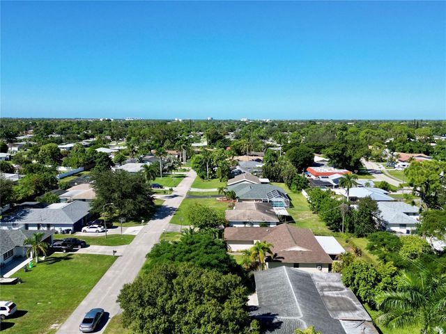 2461 WOODLAND CIRCLE, Fort Myers, FL 33907