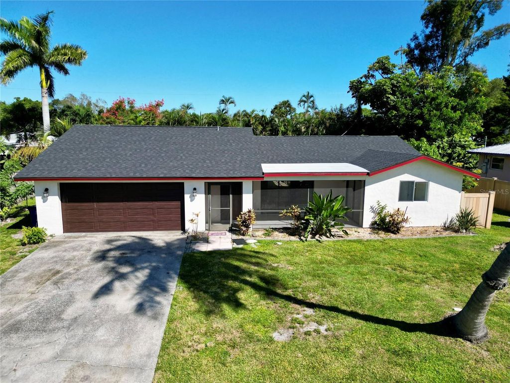 2461 WOODLAND CIRCLE, Fort Myers, FL 33907