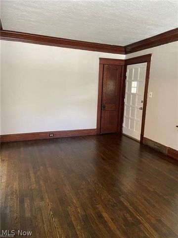 11316 Florian Avenue, Cleveland, OH 44111